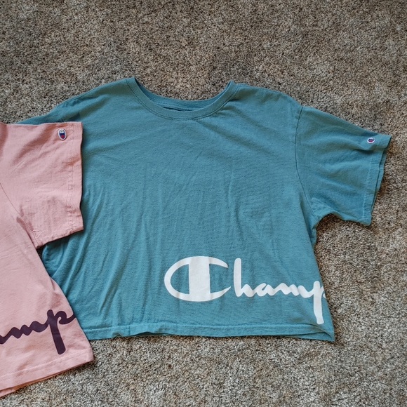 2 champion crop tees - Picture 3 of 3